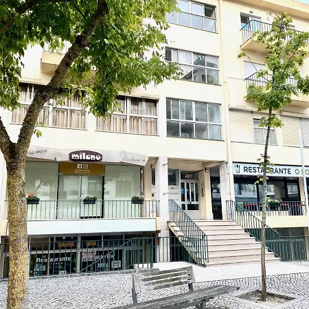 Apartment Red Em A 250m Do Santuario Fatima